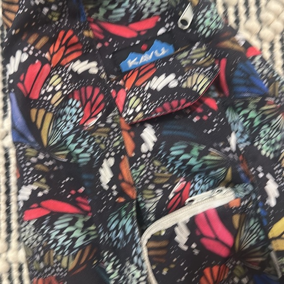 Kavu Butterfly Sling Bag Crossbody - Picture 2 of 6